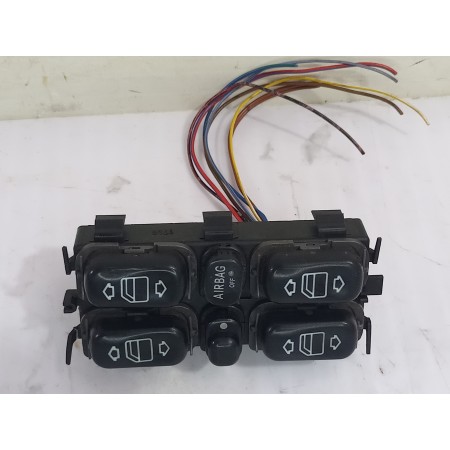 Recambio de mando elevalunas delantero izquierdo para mercedes-benz clase a (w168) 170 cdi (168.009) referencia OEM IAM 03753200