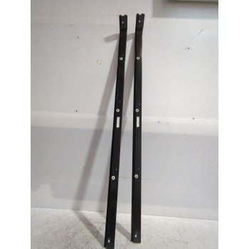Recambio de guia puerta para opel referencia OEM IAM 93859308/8200670163  