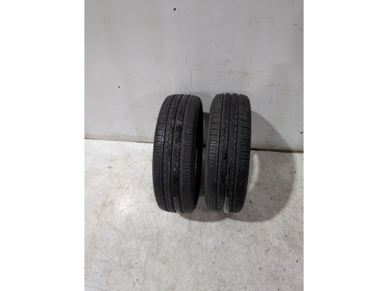 Recambio de neumaticos para » otros... referencia OEM IAM 17565R1482H  