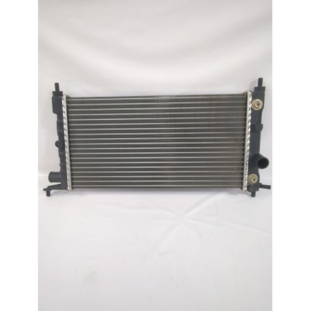 Recambio de radiador agua para opel referencia OEM IAM 90410048/1300150  