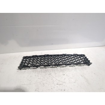 Recambio de rejilla paragolpes central para fiat referencia OEM IAM 0735642141  