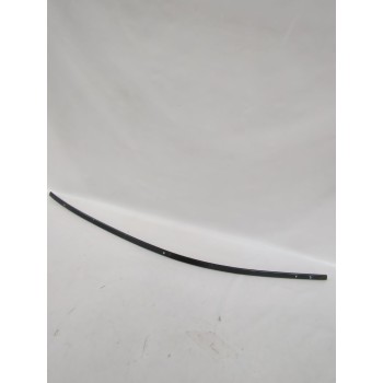 Recambio de moldura para opel referencia OEM IAM 90562275/5183597  