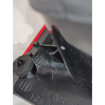 Recambio de piloto trasero derecho para opel referencia OEM IAM 9199761 / 45313  