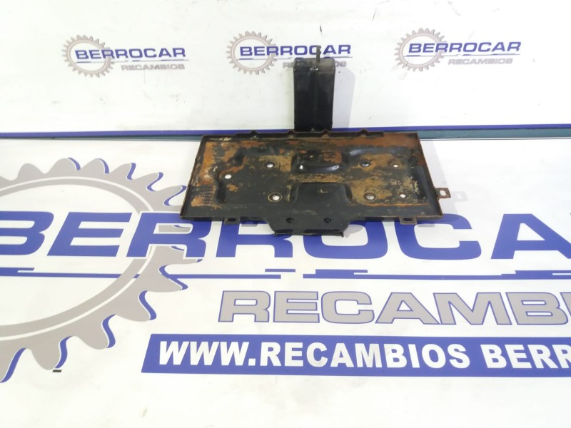 Recambio de soporte bateria para peugeot 206 berlina 1.9 diesel referencia OEM IAM 5603 C5  