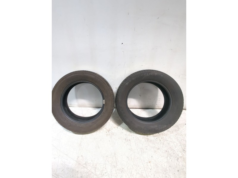 Recambio de neumatico para » otros... modelos referencia OEM IAM 20560R1692H  