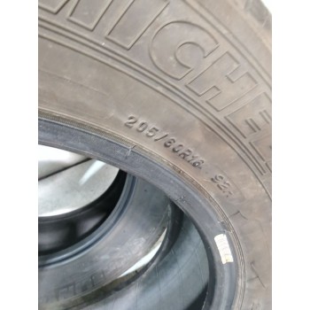 Recambio de neumatico para » otros... modelos referencia OEM IAM 20560R1692H  