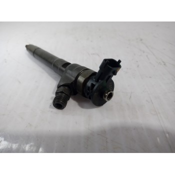 Recambio de inyector para renault trafic furgón l1h1 2,7t referencia OEM IAM 0445110546  