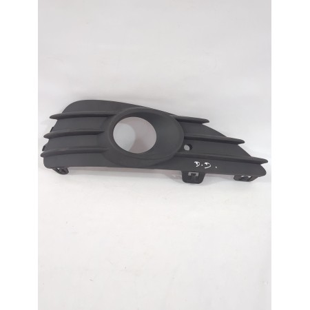 Recambio de rejilla paragolpes derecha para opel referencia OEM IAM 375768702/13110337  