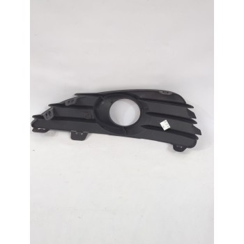 Recambio de rejilla paragolpes derecha para opel referencia OEM IAM 375768702/13110337  