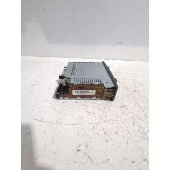 Recambio de sistema audio / radio cd para renault referencia OEM IAM 8200113800  