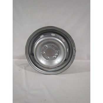 Recambio de llanta para iveco referencia OEM IAM 504103598  
