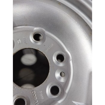 Recambio de llanta para iveco referencia OEM IAM 504103598  