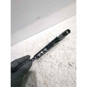 Recambio de brazo limpia trasero para mercedes-benz referencia OEM IAM A2468201044  