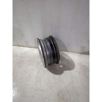 Recambio de llanta para iveco referencia OEM IAM 504103598  