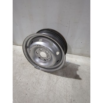 Recambio de llanta para iveco referencia OEM IAM 504103598  