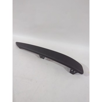 Recambio de moldura para opel referencia OEM IAM 375768702  