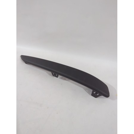 Recambio de moldura para opel referencia OEM IAM 375768702  