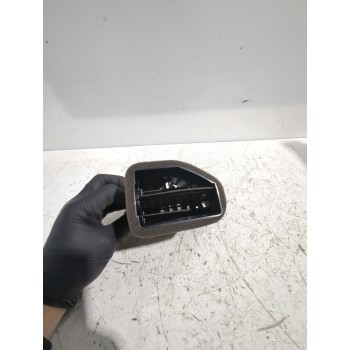 Recambio de rejilla aireadora para seat referencia OEM IAM 576820951  