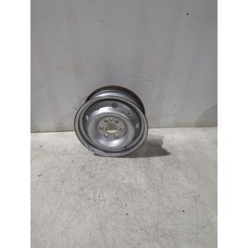 Recambio de llanta para iveco referencia OEM IAM 504103598  