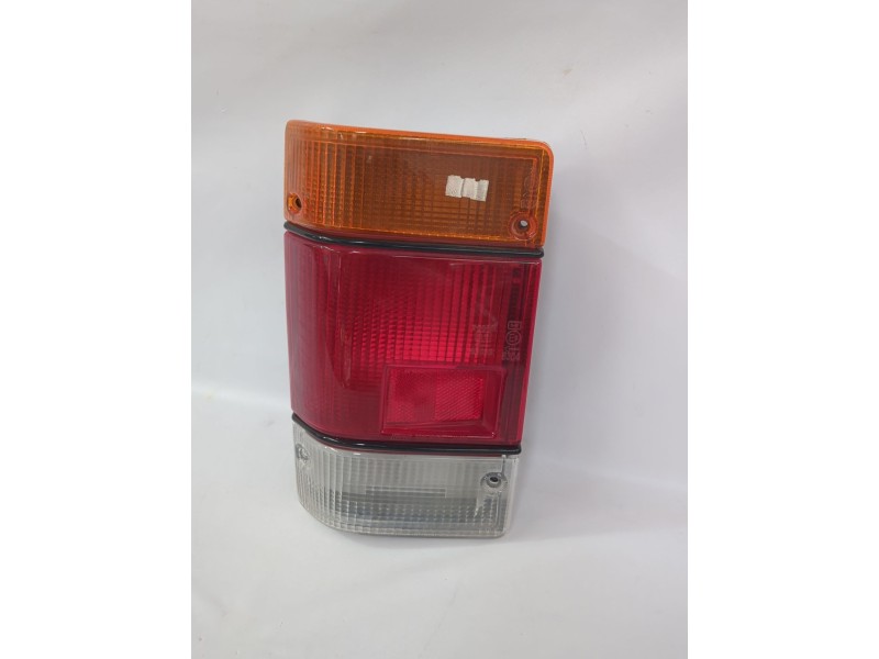 Recambio de piloto trasero izquierdo para isuzu modelos referencia OEM IAM 22021341  