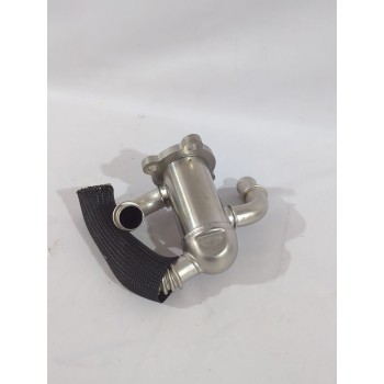 Recambio de enfriador egr para opel referencia OEM IAM 93184579  