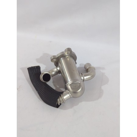 Recambio de enfriador egr para opel referencia OEM IAM 93184579  