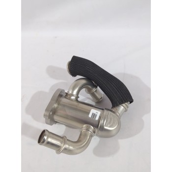 Recambio de enfriador egr para opel referencia OEM IAM 93184579  