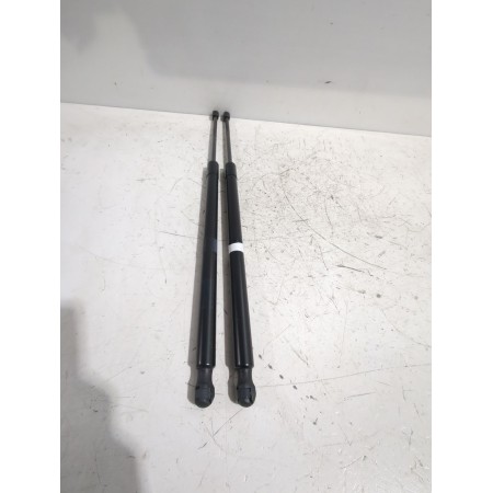 Recambio de amortiguadores maletero / porton para skoda referencia OEM IAM 3V582755201S  