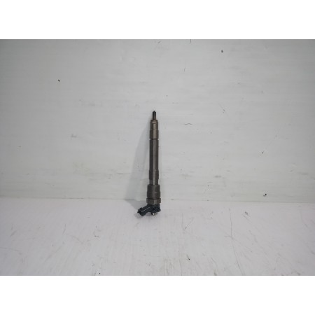 Recambio de inyector para renault trafic furgón l1h1 2,7t referencia OEM IAM 0445110546  