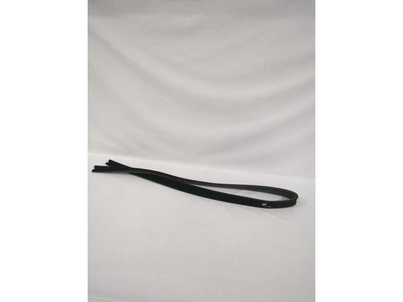 Recambio de goma contorno para opel referencia OEM IAM 90388948/5148018  