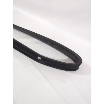 Recambio de goma contorno para opel referencia OEM IAM 90388948/5148018  