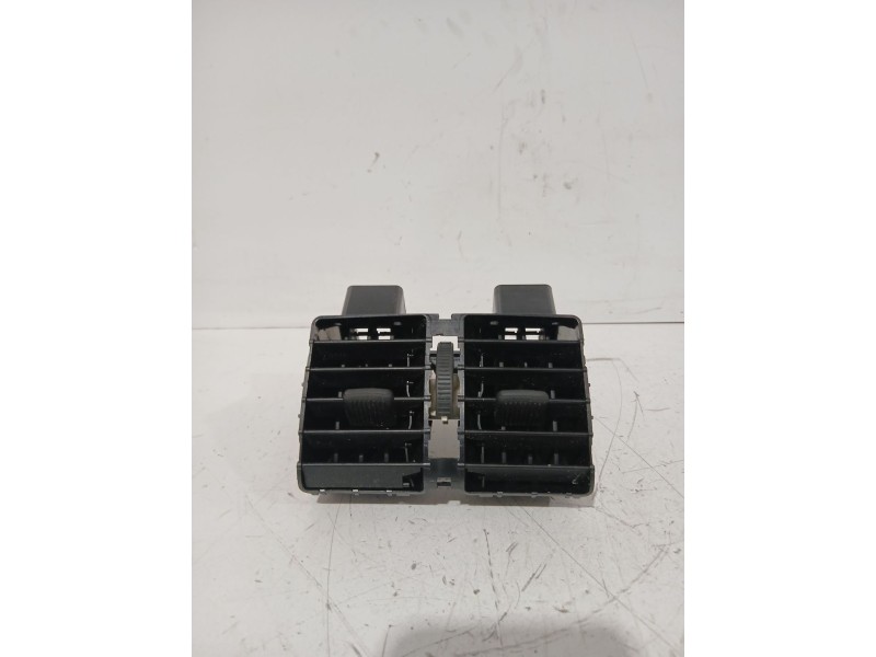 Recambio de rejilla aireadora para volkswagen referencia OEM IAM 5100610001  