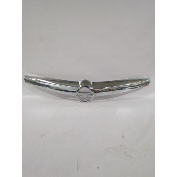 Recambio de moldura para opel referencia OEM IAM 13157598/13183705  