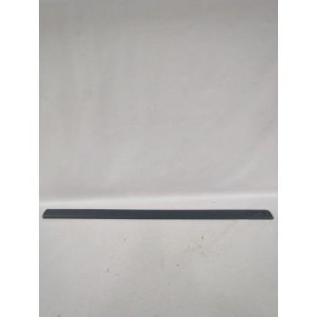 Recambio de moldura para opel referencia OEM IAM 13128364  