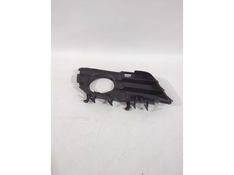 Recambio de rejilla paragolpes izquierda para opel referencia OEM IAM 13115108/13100593/239263762  