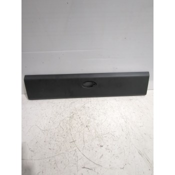 Recambio de moldura para renault referencia OEM IAM 768E30003R  