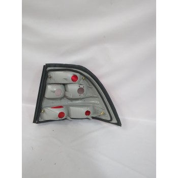 Recambio de piloto trasero izquierdo para opel referencia OEM IAM 90512715  