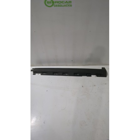 Recambio de faldon delantero para volvo referencia OEM IAM 31283112  