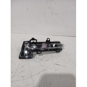 Recambio de piloto lateral derecho para volkswagen referencia OEM IAM A093532  