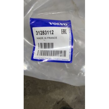 Recambio de faldon delantero para volvo referencia OEM IAM 31283112  