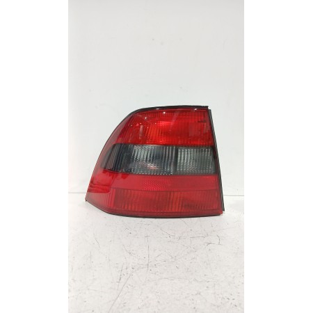 Recambio de piloto trasero izquierdo para opel referencia OEM IAM 6223161  