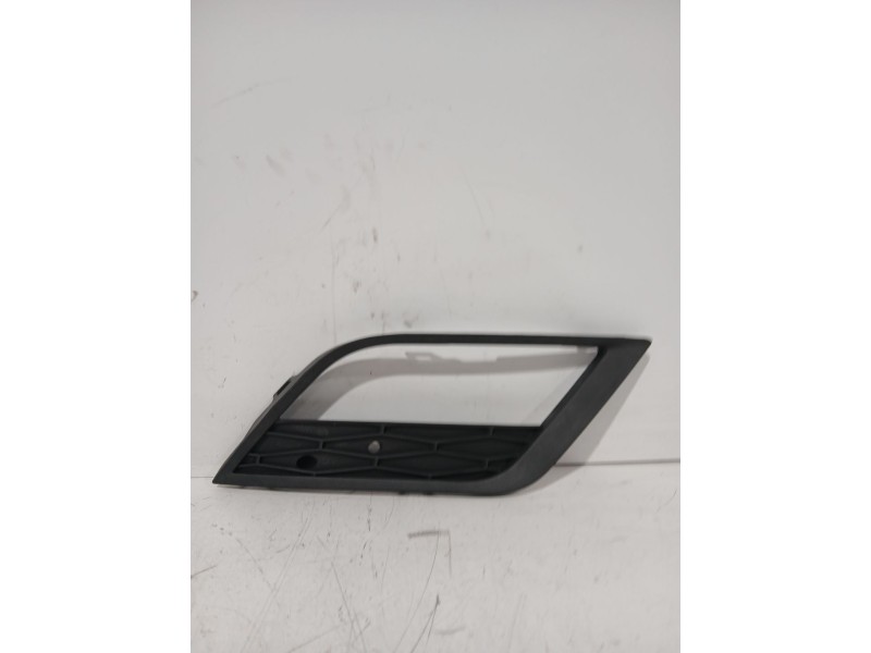 Recambio de rejilla paragolpes derecha para seat referencia OEM IAM 5F0853666A  