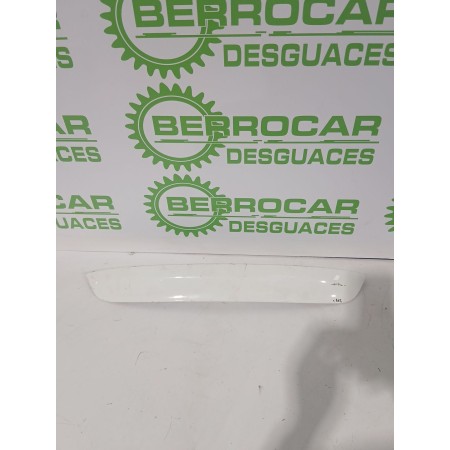 Recambio de moldura maletero para nissan referencia OEM IAM 5517U100  