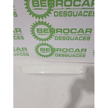 Recambio de moldura maletero para nissan referencia OEM IAM 5517U100  