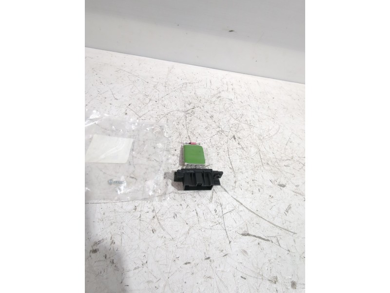 Recambio de resistencia calefaccion para opel referencia OEM IAM 13480494  