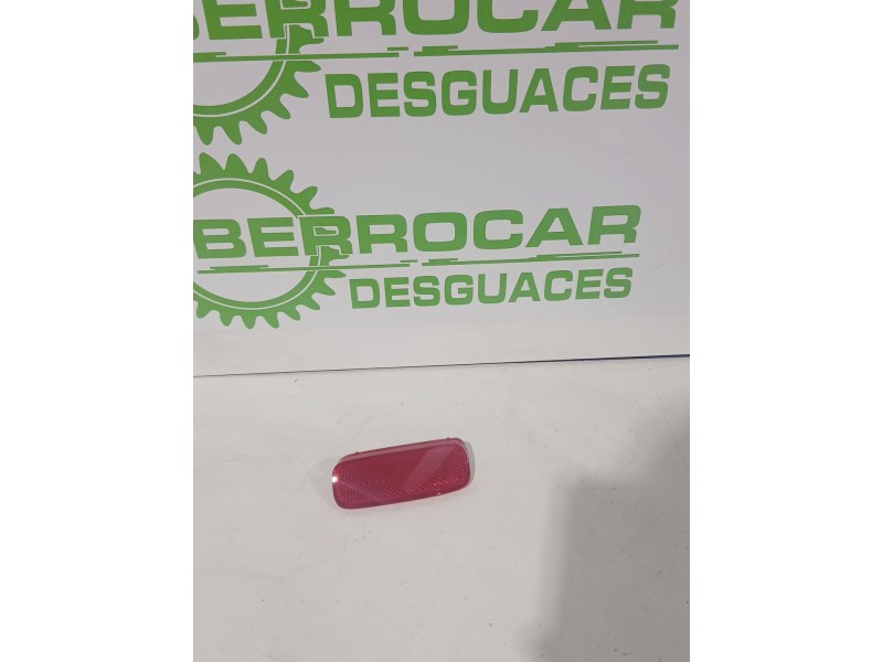 Recambio de reflector trasero para  referencia OEM IAM 819200H020  