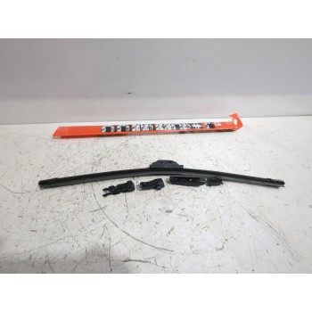 Recambio de escobilla limpia para peugeot referencia OEM IAM 1635454880  
