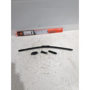 Recambio de escobilla limpia para dacia referencia OEM IAM 1635454880  