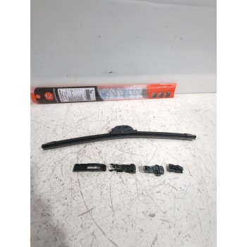 Recambio de escobilla limpia para citroën referencia OEM IAM 1635454880  