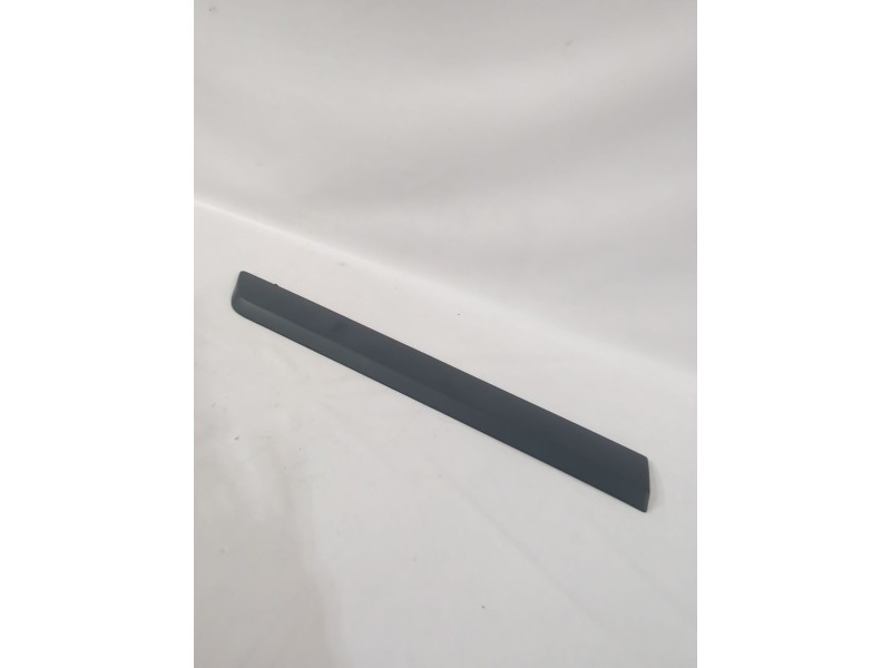 Recambio de moldura para opel referencia OEM IAM 24461115  